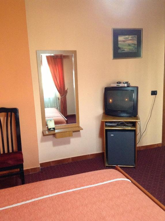 Art Hotel Nirvana Tirana Room photo