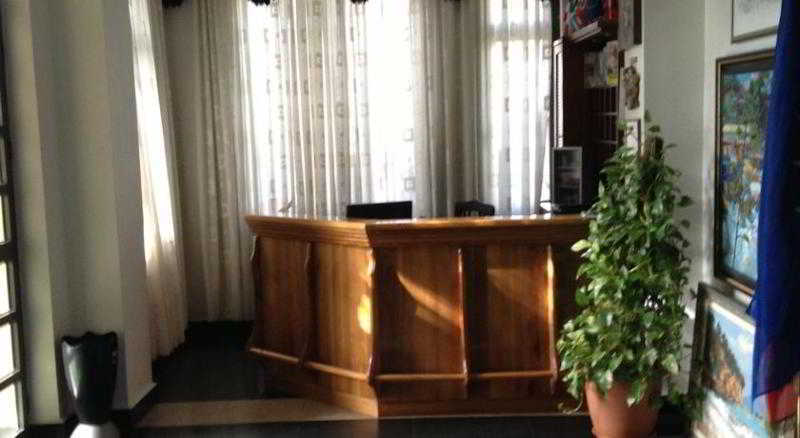 Art Hotel Nirvana Tirana Interior photo